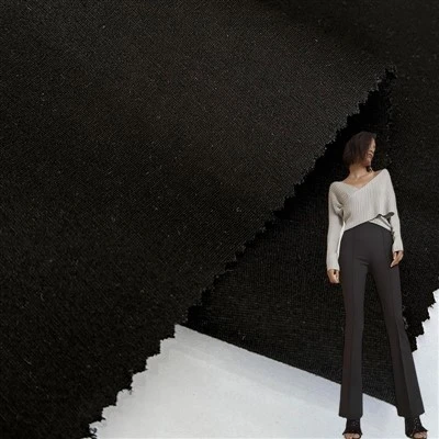 Tessuto elasticizzato a coste intrecciate